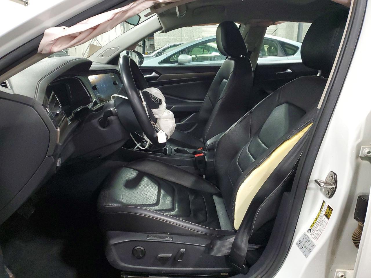 2019 VOLKSWAGEN JETTA