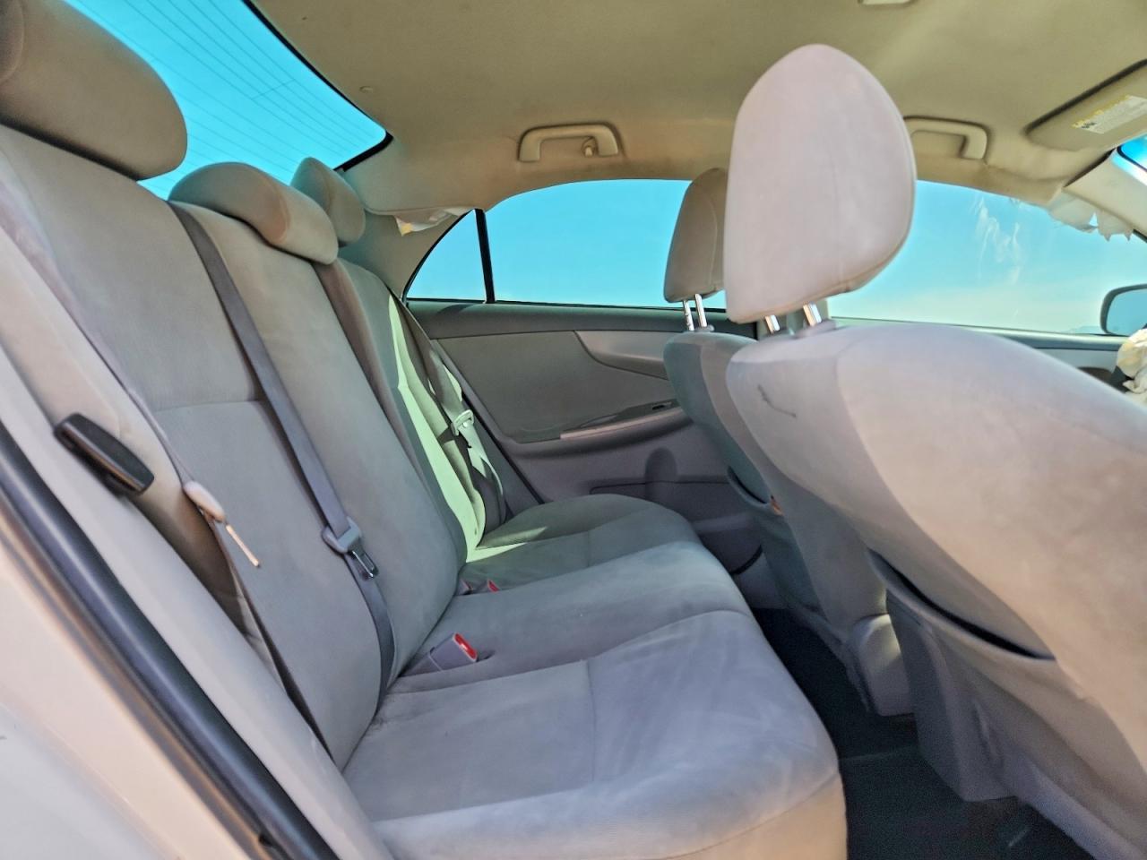 2010 TOYOTA COROLLA