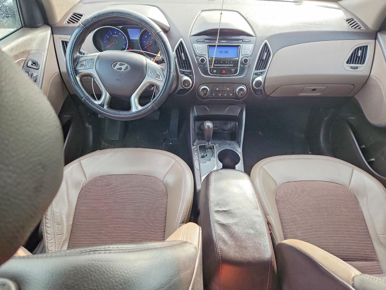 2012 HYUNDAI TUCSON