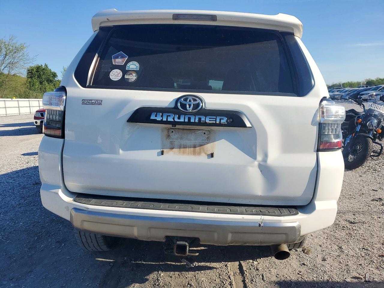 2017 TOYOTA 4Runner