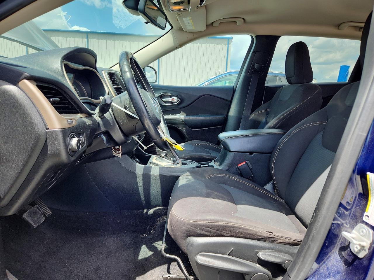 2016 JEEP CHEROKEE