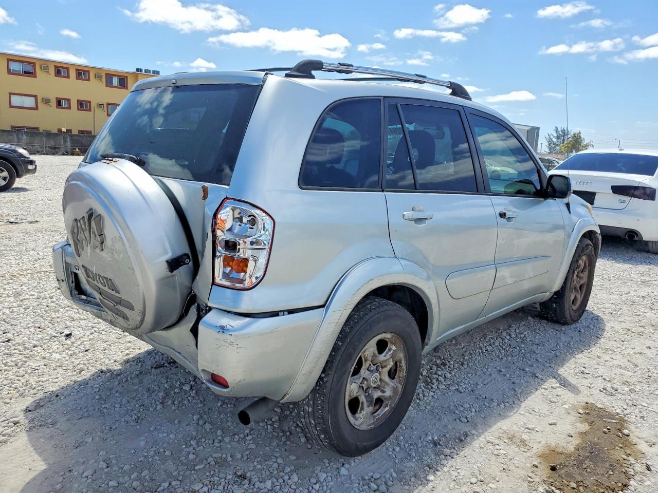 2005 TOYOTA RAV4