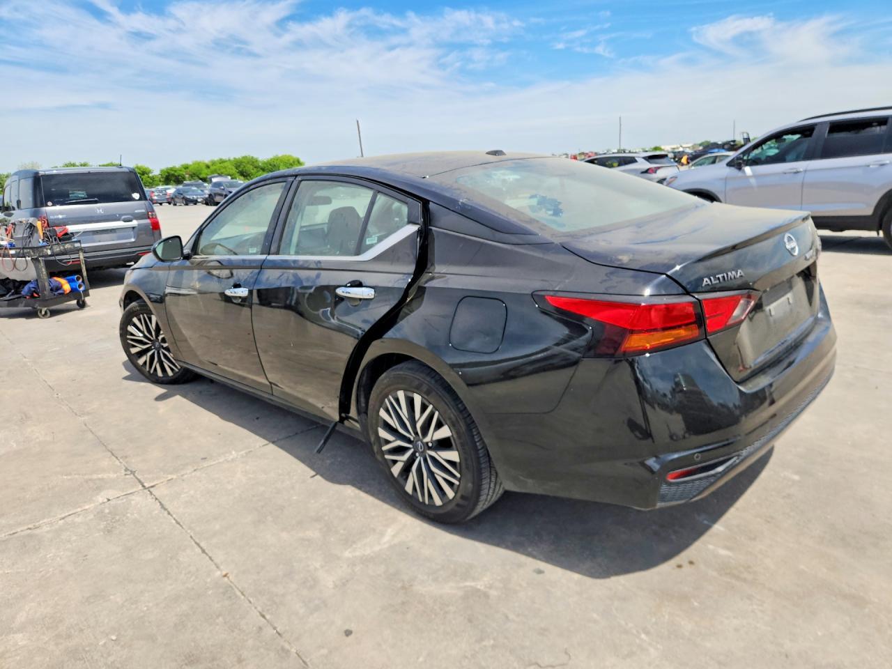 2024 NISSAN ALTIMA