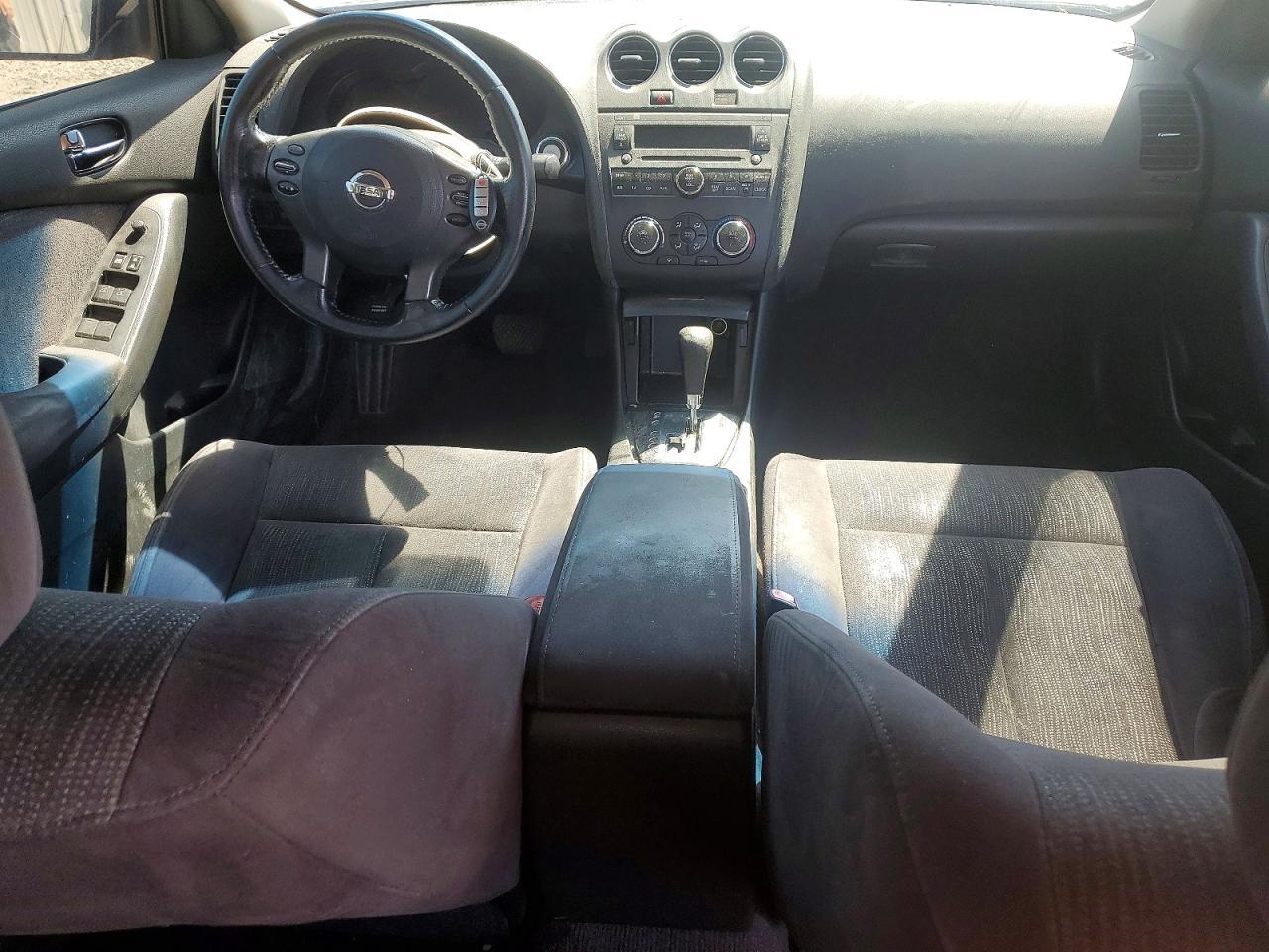 2010 NISSAN ALTIMA