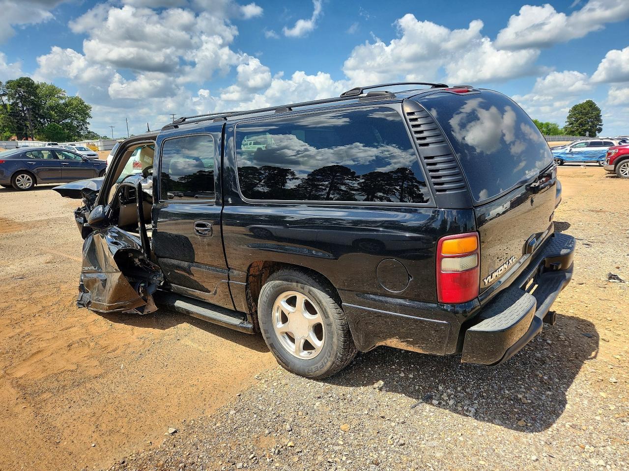 2002 GMC Denali