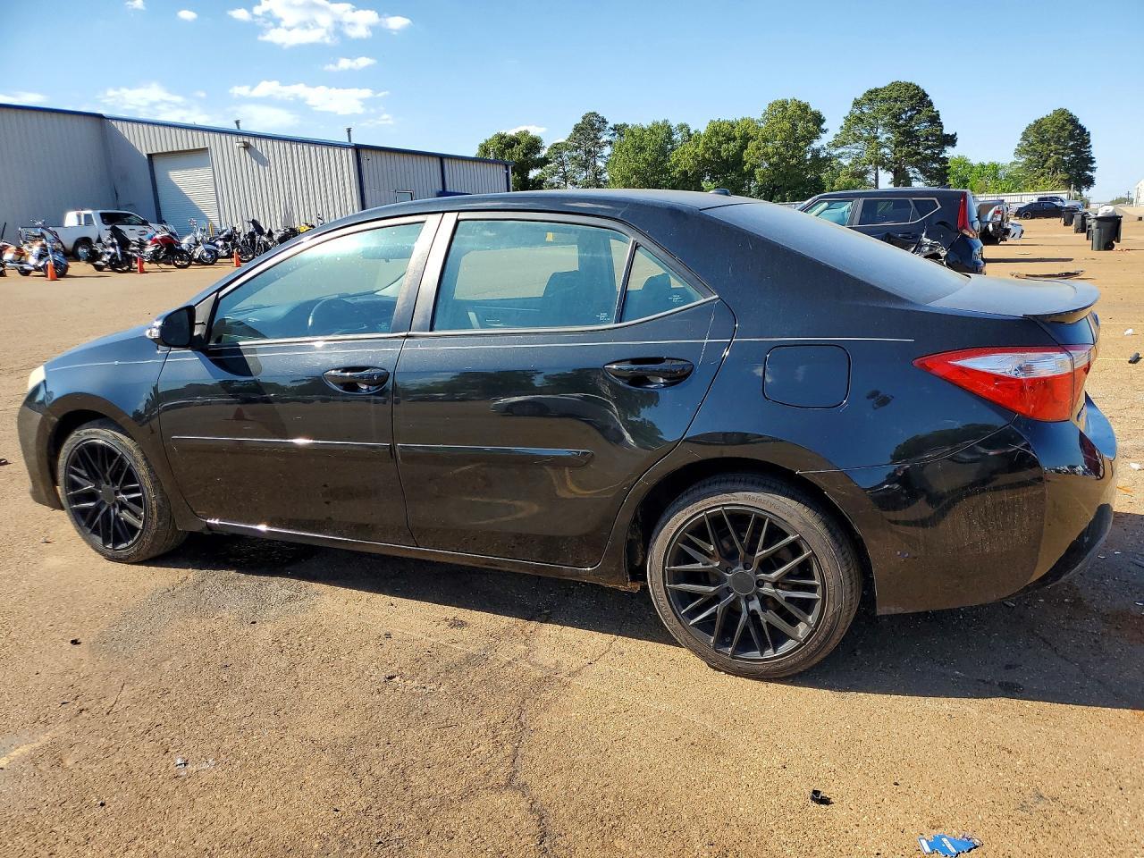 2015 TOYOTA COROLLA