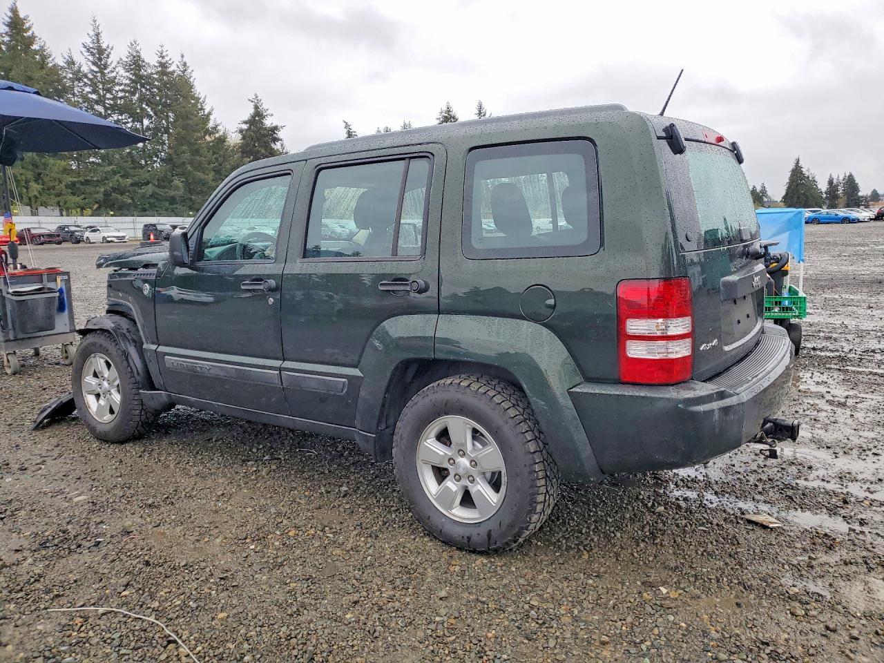 2011 JEEP Liberty