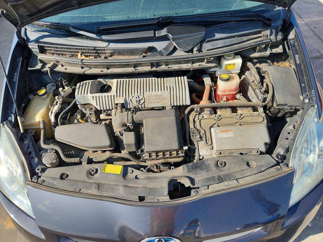 2011 TOYOTA PRIUS