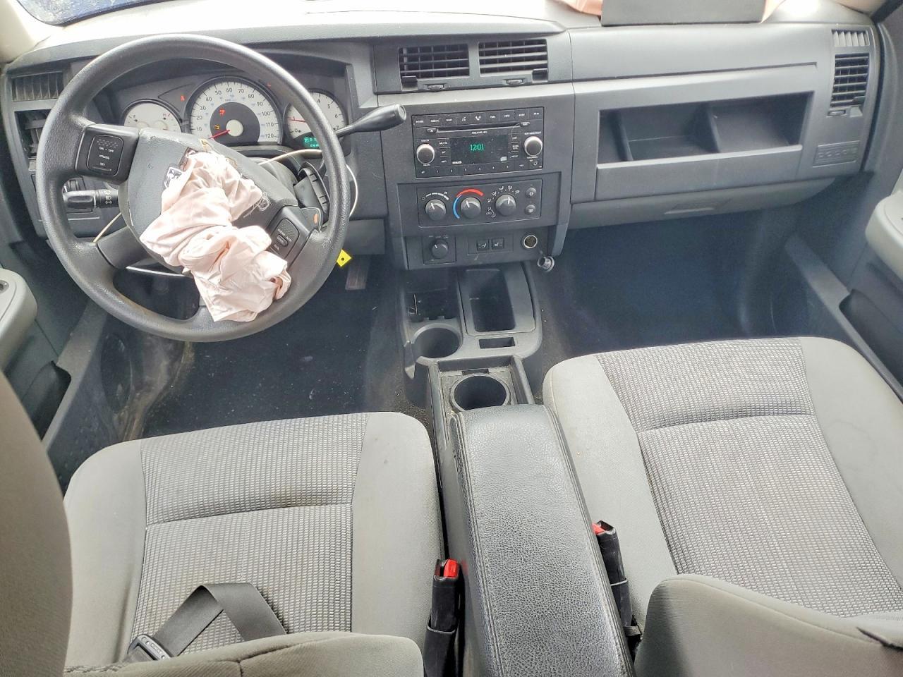 2008 DODGE Dakota