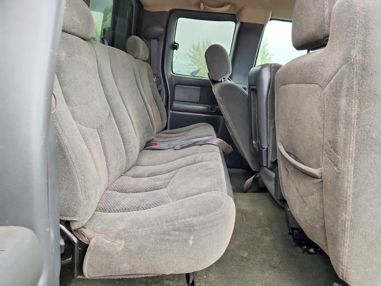 2004 CHEVROLET Silverado