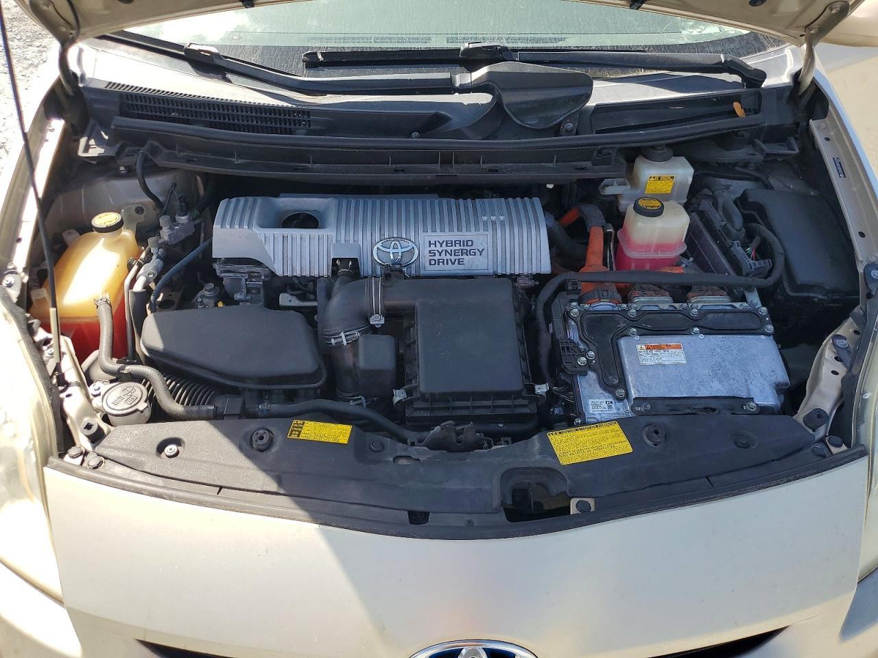2011 TOYOTA PRIUS