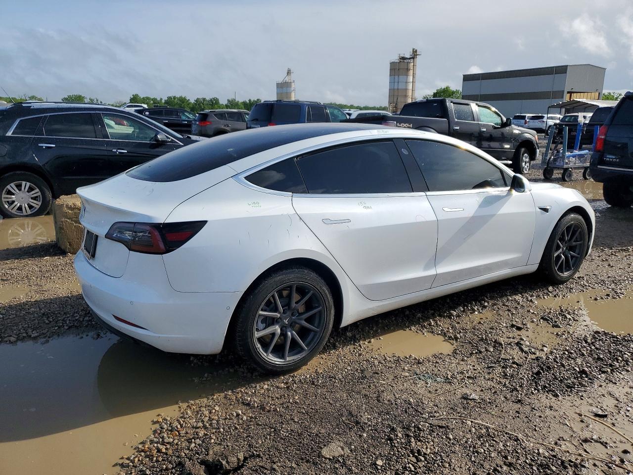 2019 TESLA MODEL 3