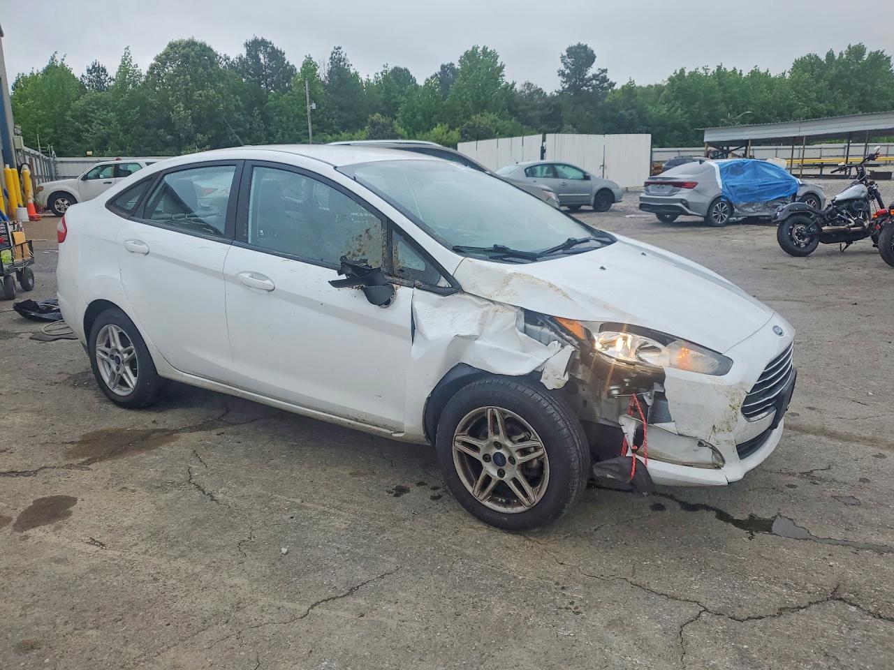 2017 FORD Fiesta