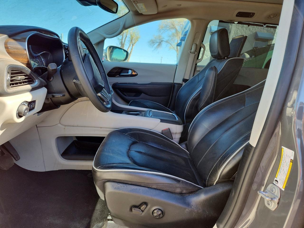 2022 CHRYSLER Pacifica