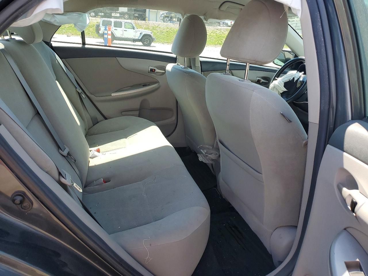 2012 TOYOTA COROLLA