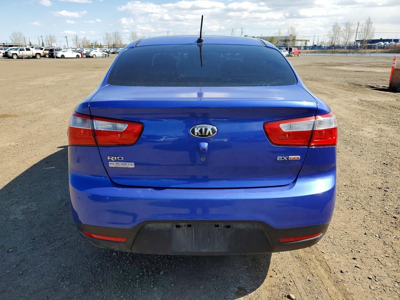 2013 KIA RIO