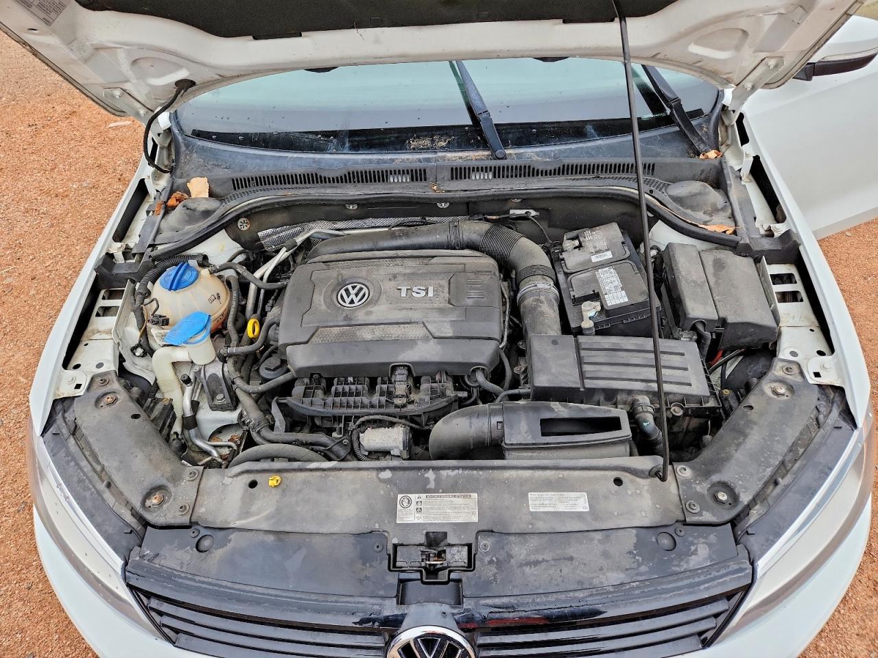 2014 VOLKSWAGEN JETTA