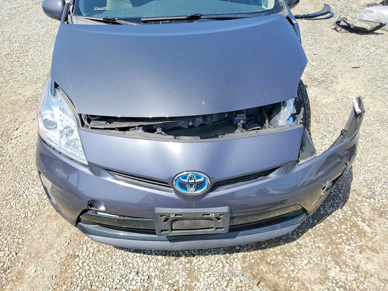 2015 TOYOTA PRIUS