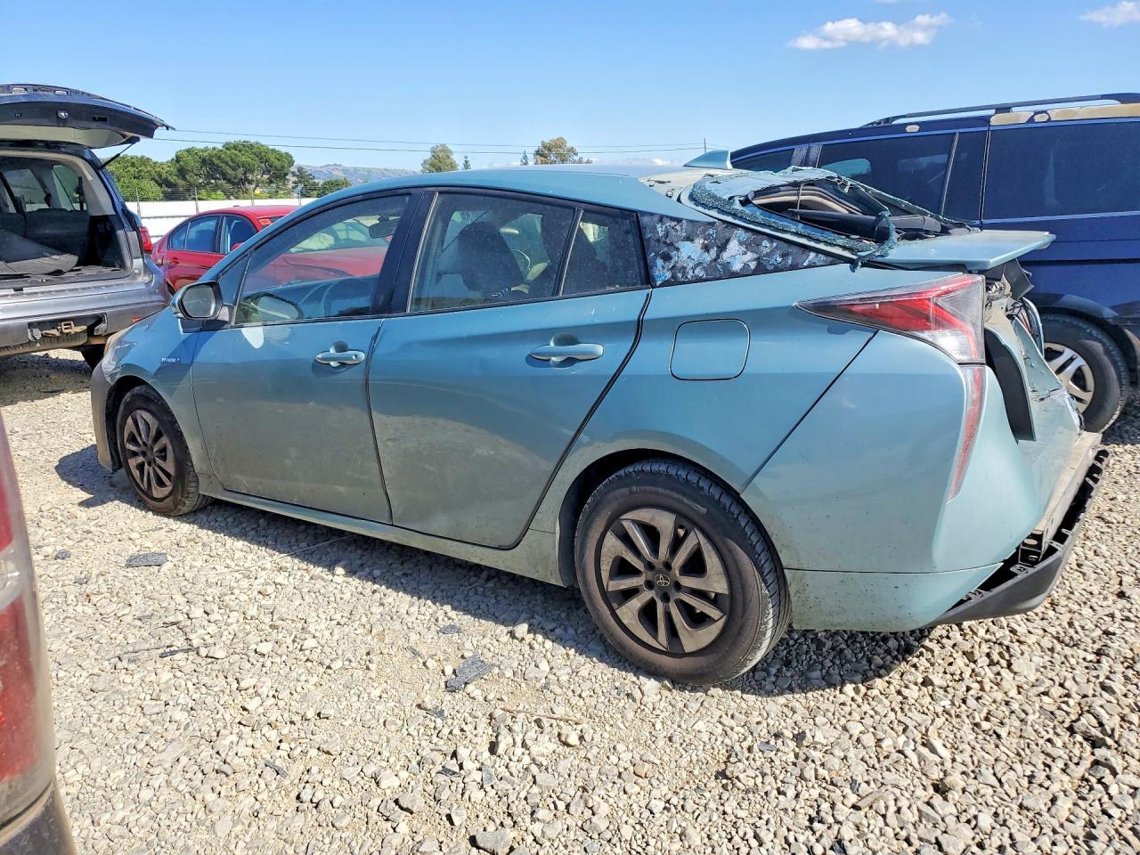 2016 TOYOTA PRIUS