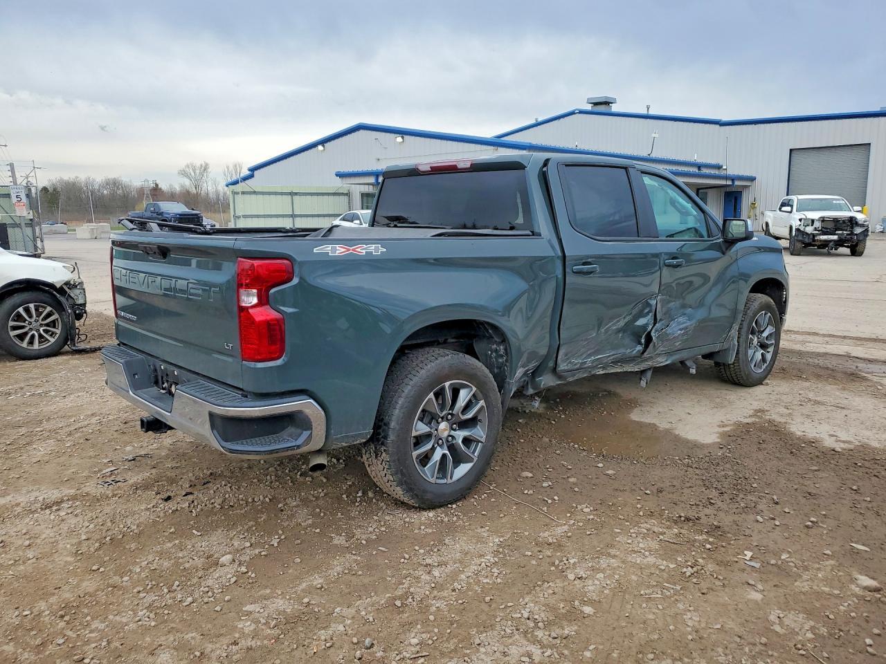 2026 CHEVROLET Silverado