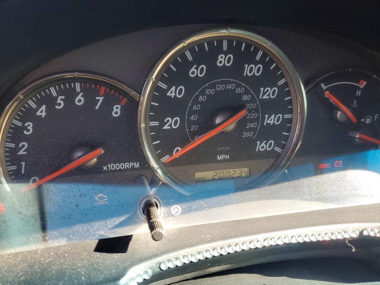 2004 TOYOTA CAMRY