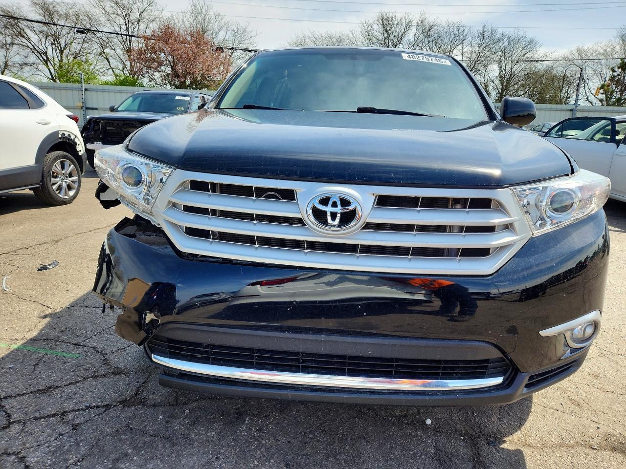 2013 TOYOTA HIGHLANDER