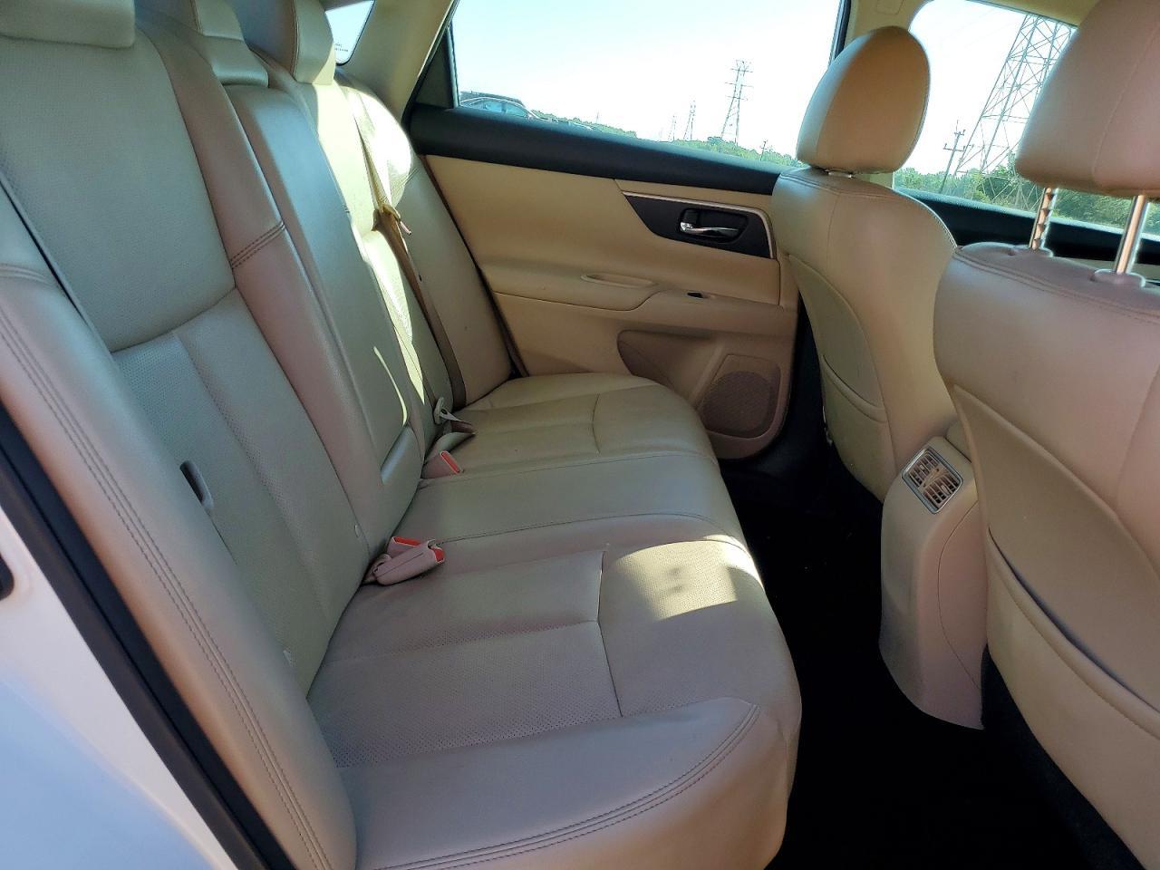 2017 NISSAN ALTIMA