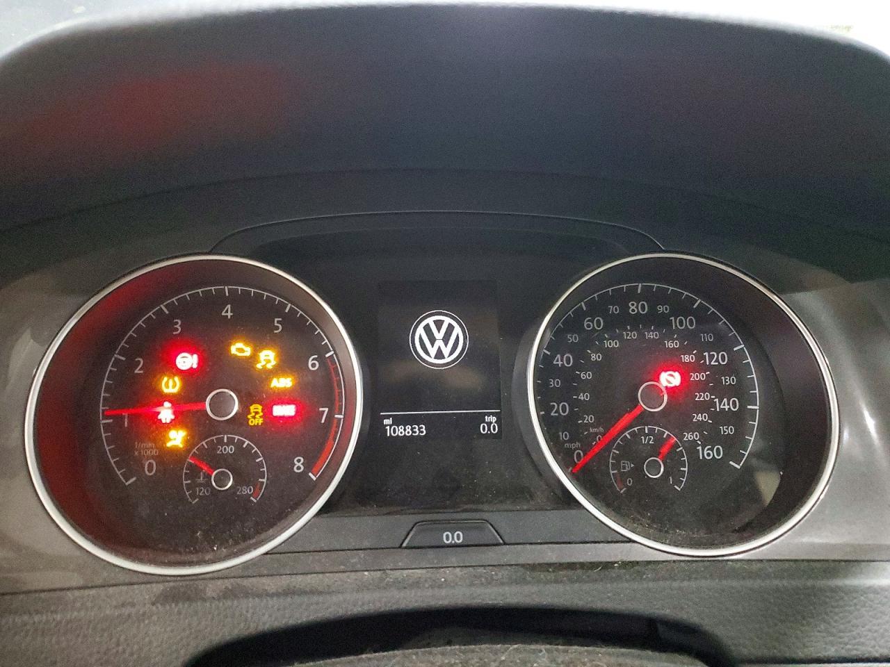 2017 VOLKSWAGEN Golf Alltrack