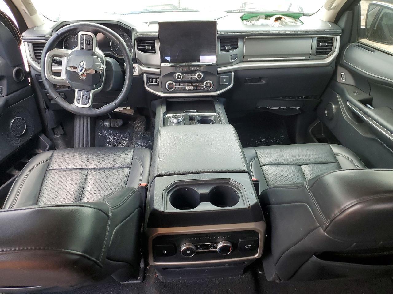2024 FORD Expedition