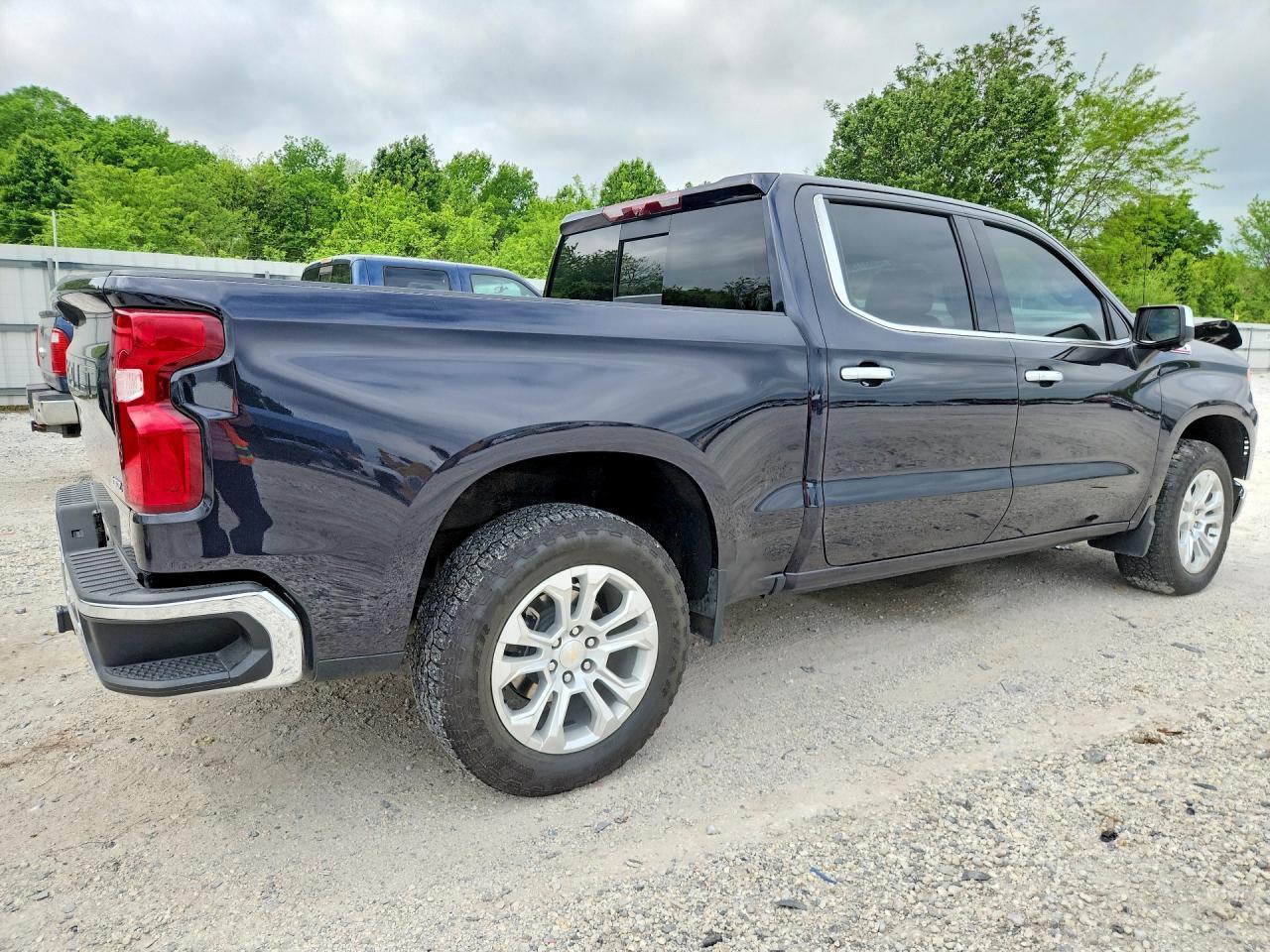 2023 CHEVROLET Silverado