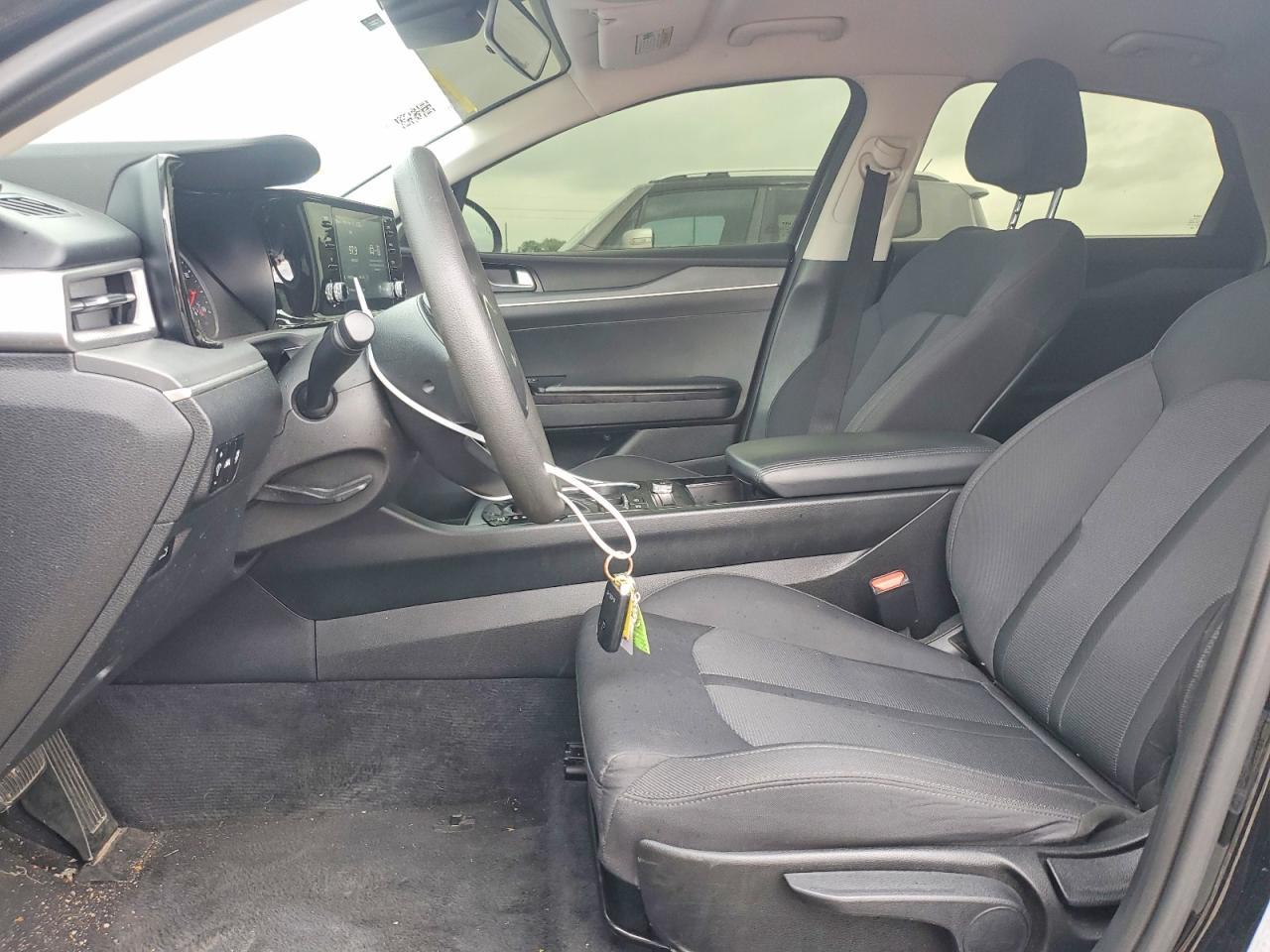 2022 KIA K5