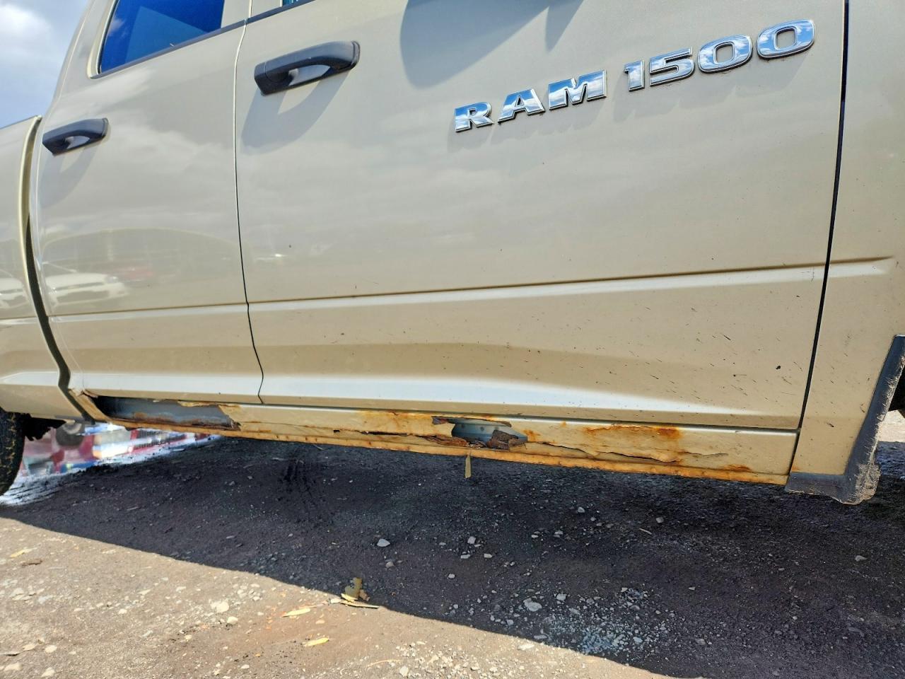 2011 DODGE RAM 1500