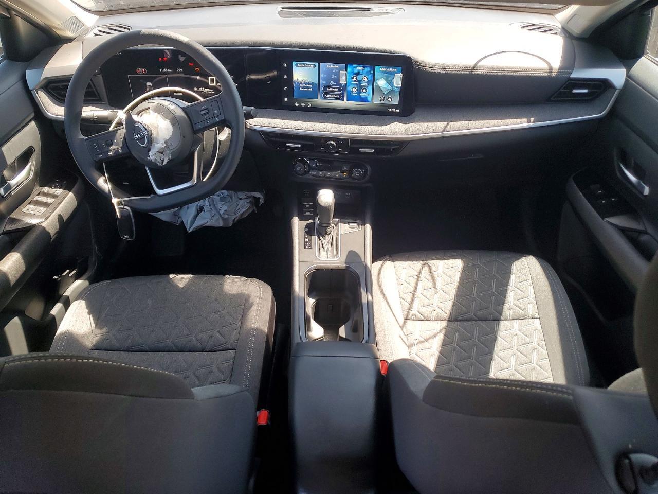 2026 NISSAN KICKS