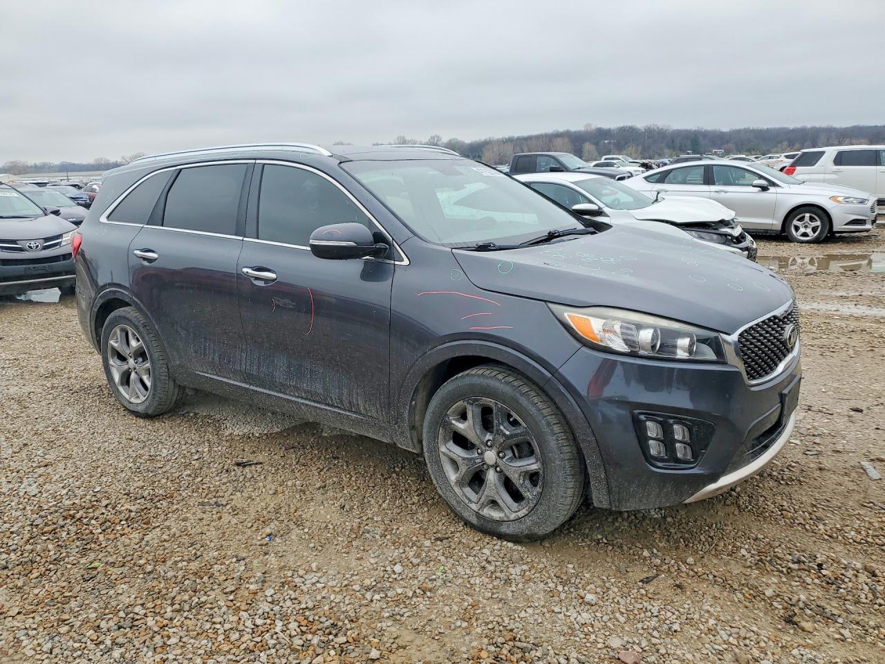 2016 KIA SORENTO