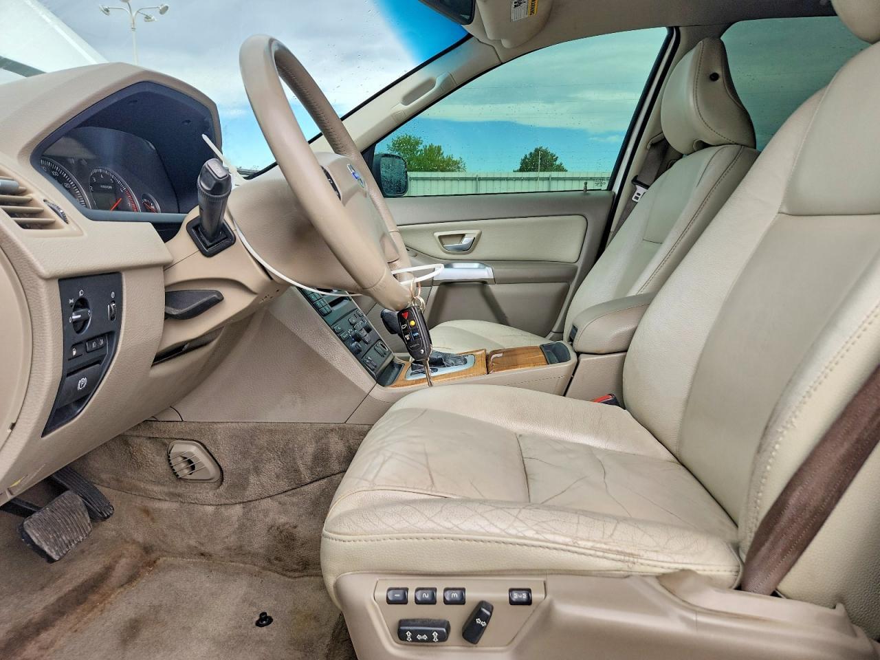 2006 VOLVO XC90