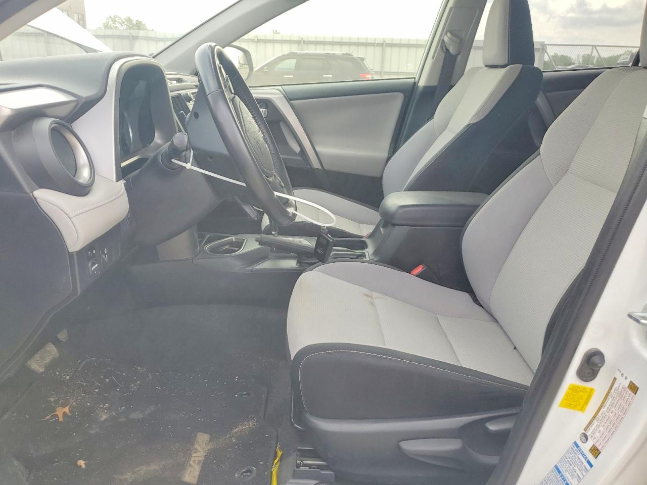 2016 TOYOTA RAV4