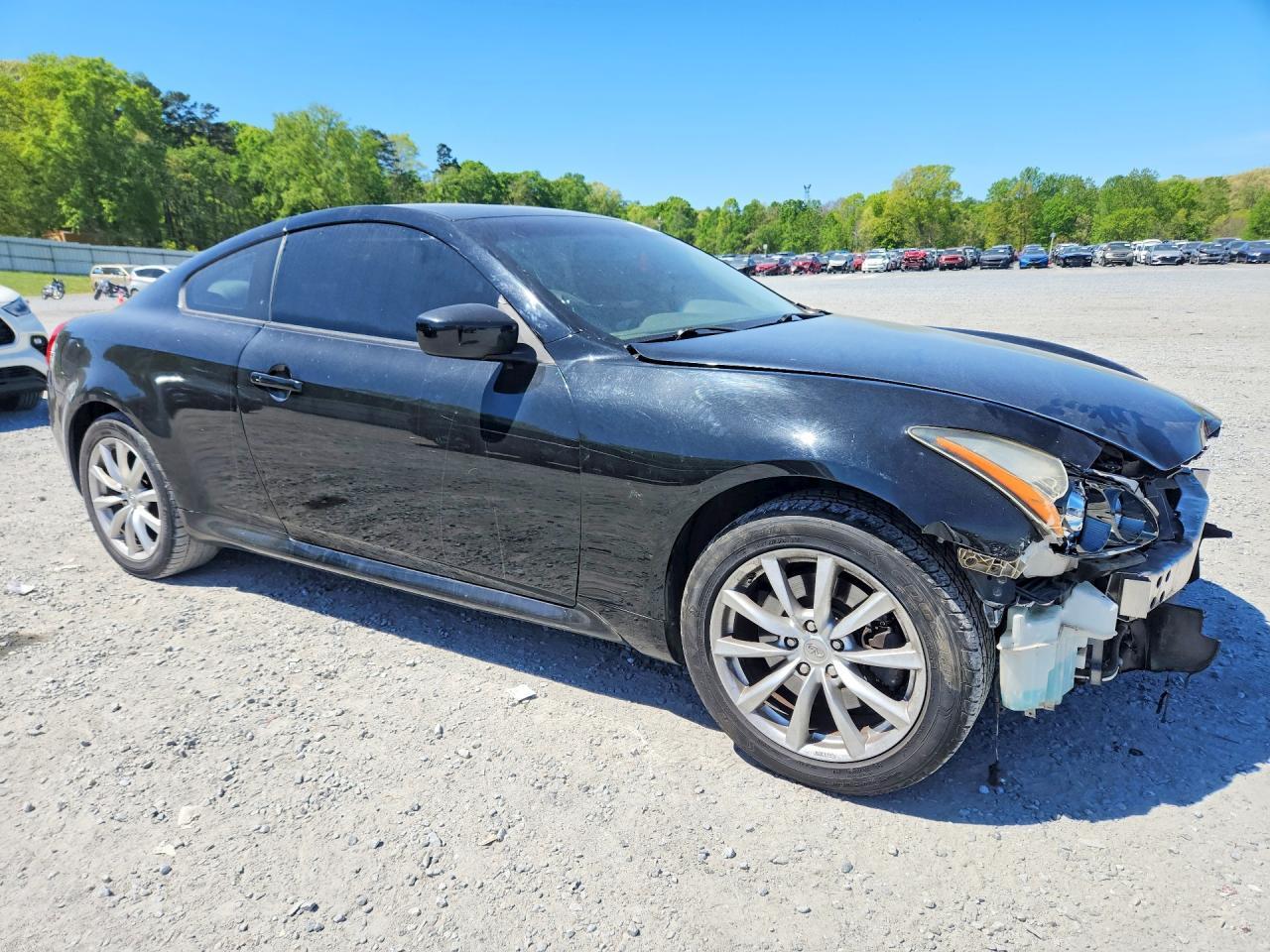 2011 INFINITI G37