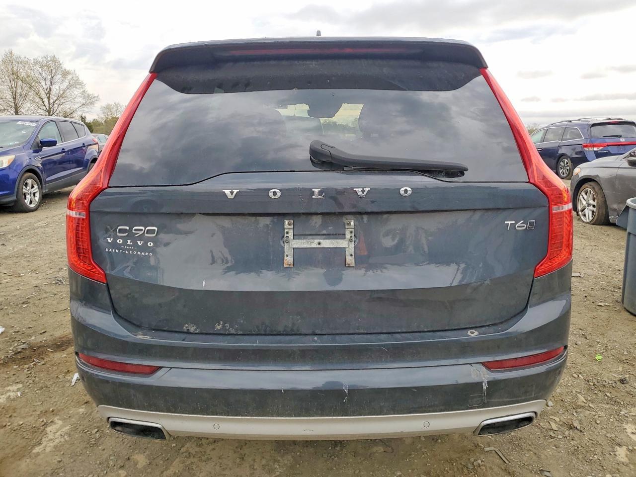 2020 VOLVO XC90