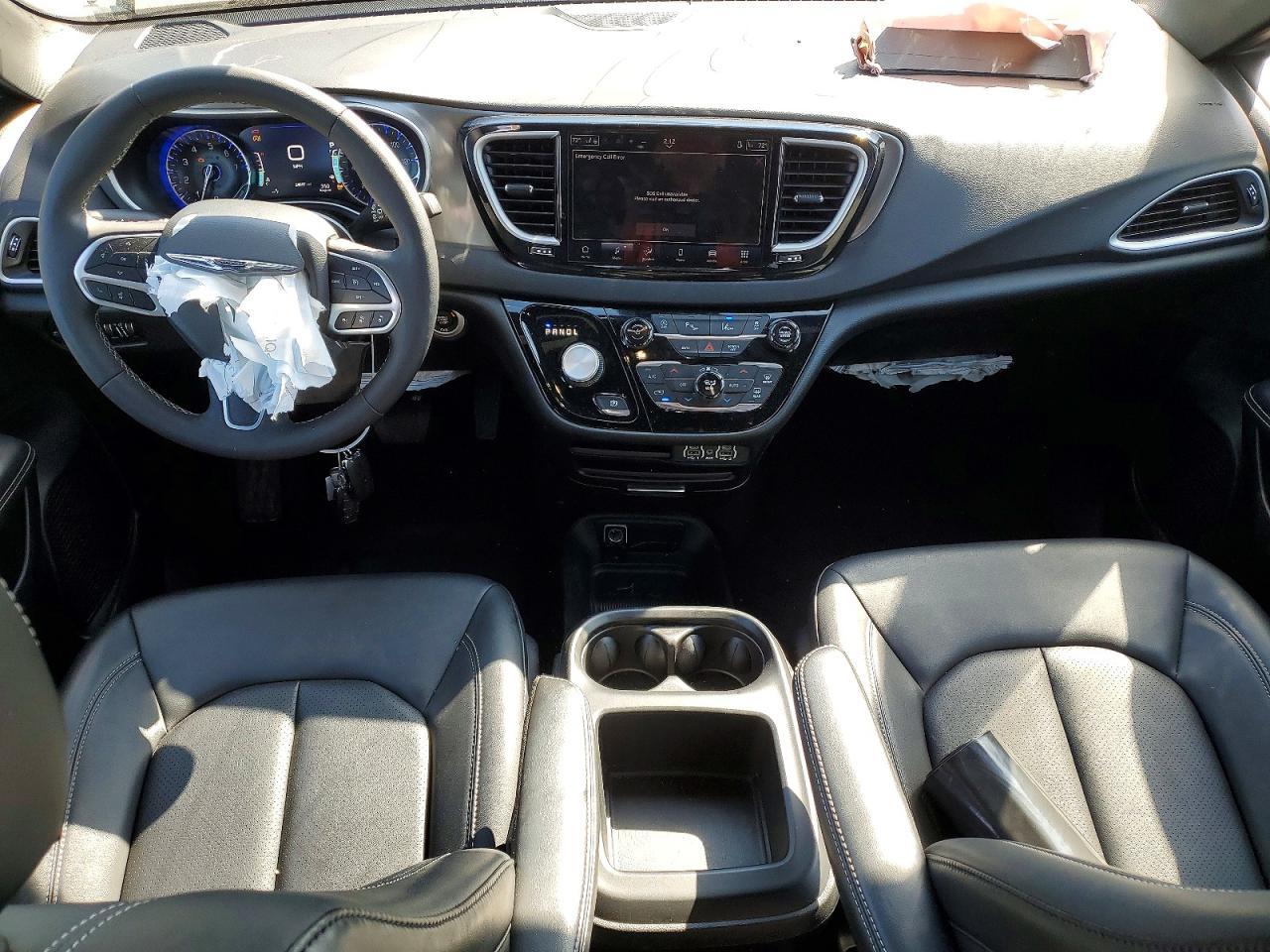 2025 CHRYSLER Pacifica