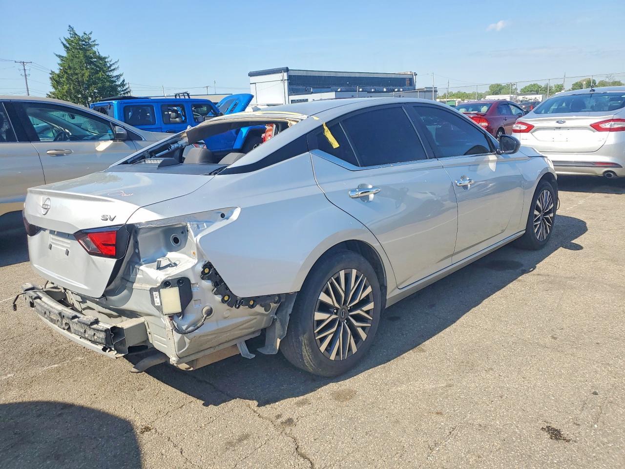2024 NISSAN ALTIMA