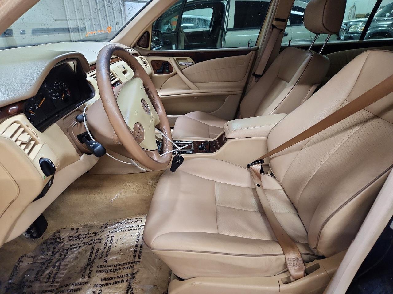 2001 MERCEDES-BENZ E-Class
