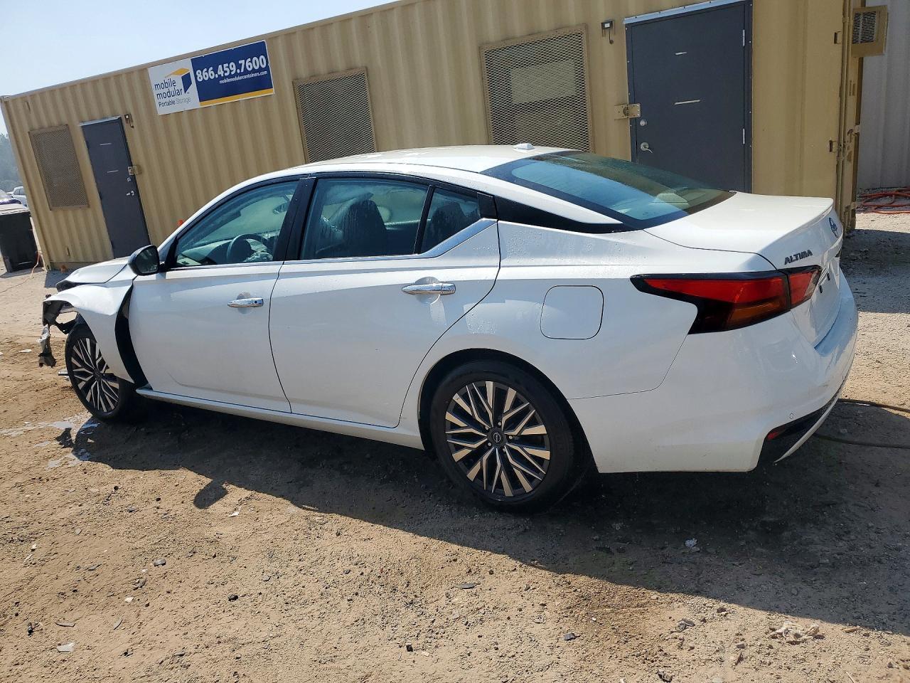 2025 NISSAN ALTIMA