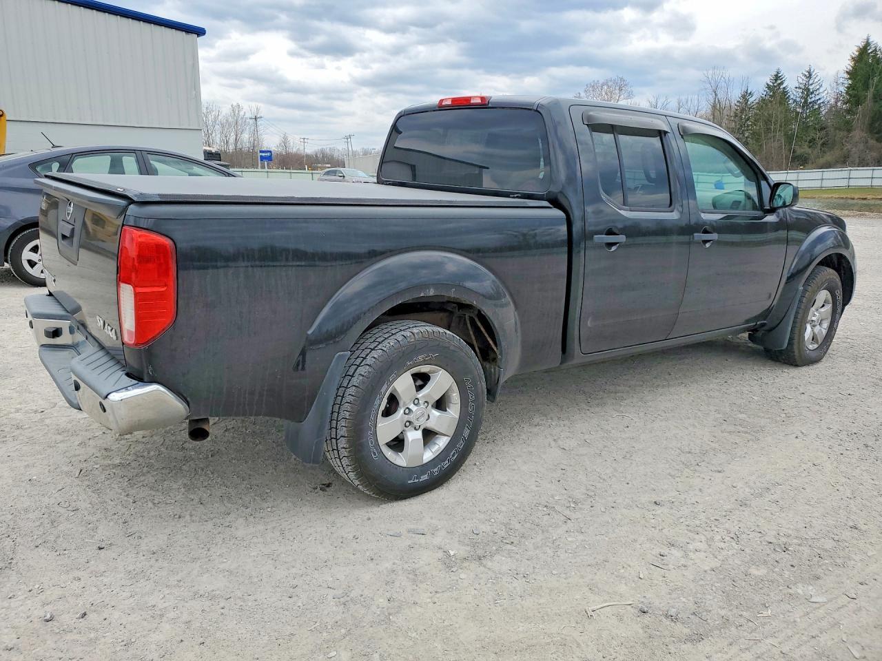 2013 NISSAN Frontier