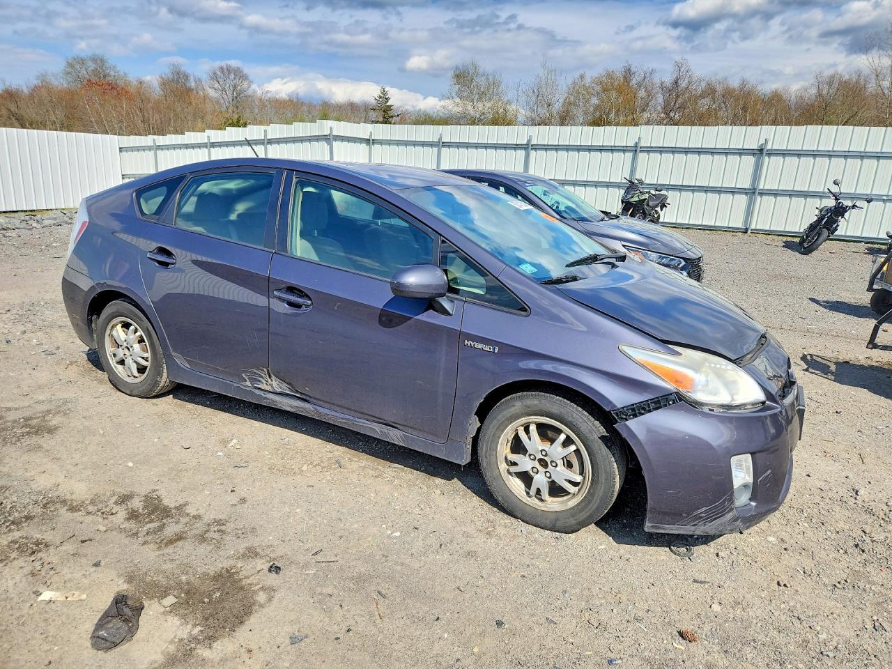 2011 TOYOTA PRIUS