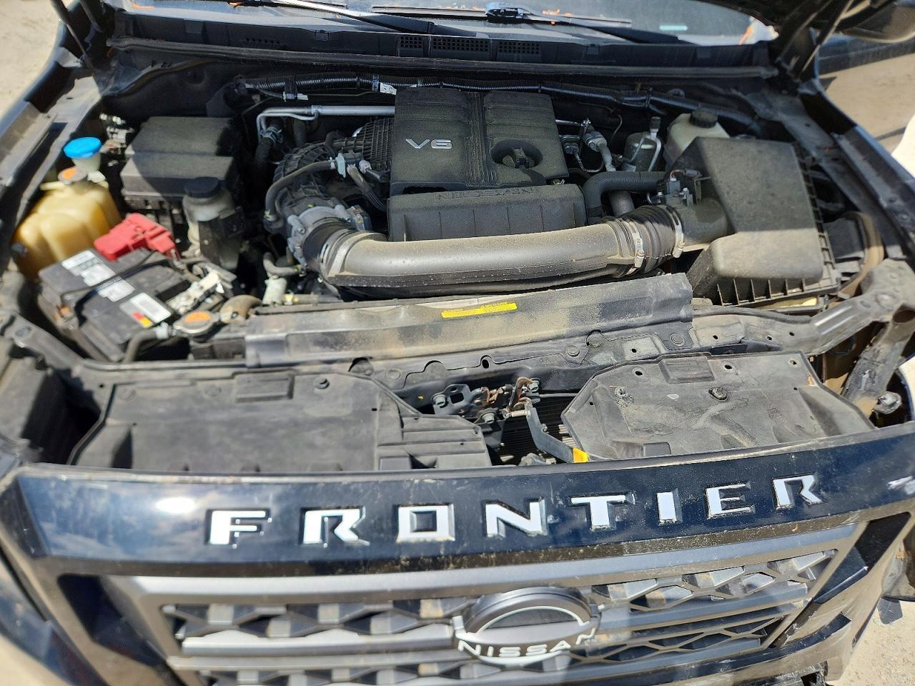 2022 NISSAN Frontier