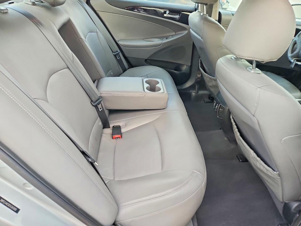 2012 HYUNDAI SONATA