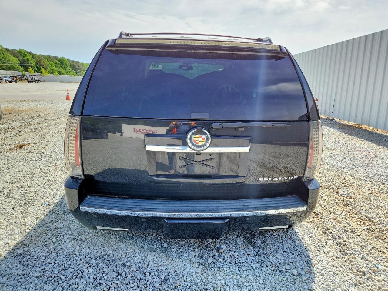 2013 CADILLAC ESCALADE