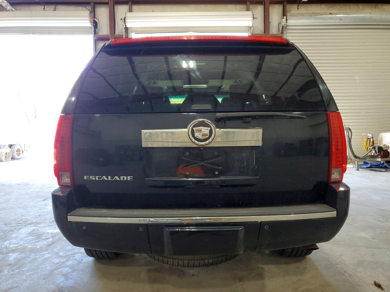2008 CADILLAC ESCALADE