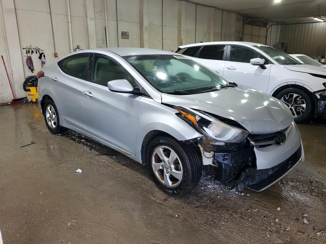 2014 HYUNDAI ELANTRA