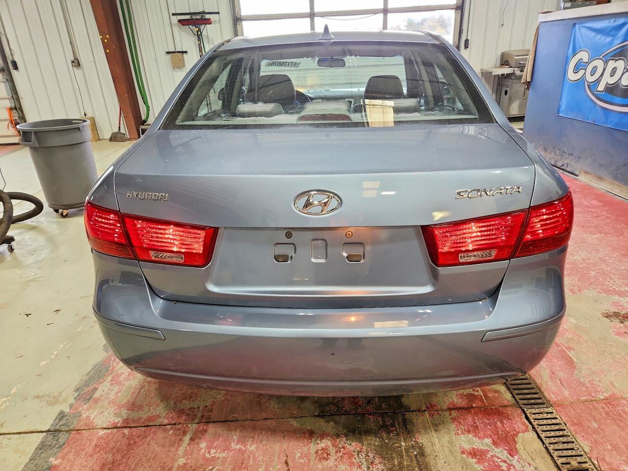 2009 HYUNDAI SONATA